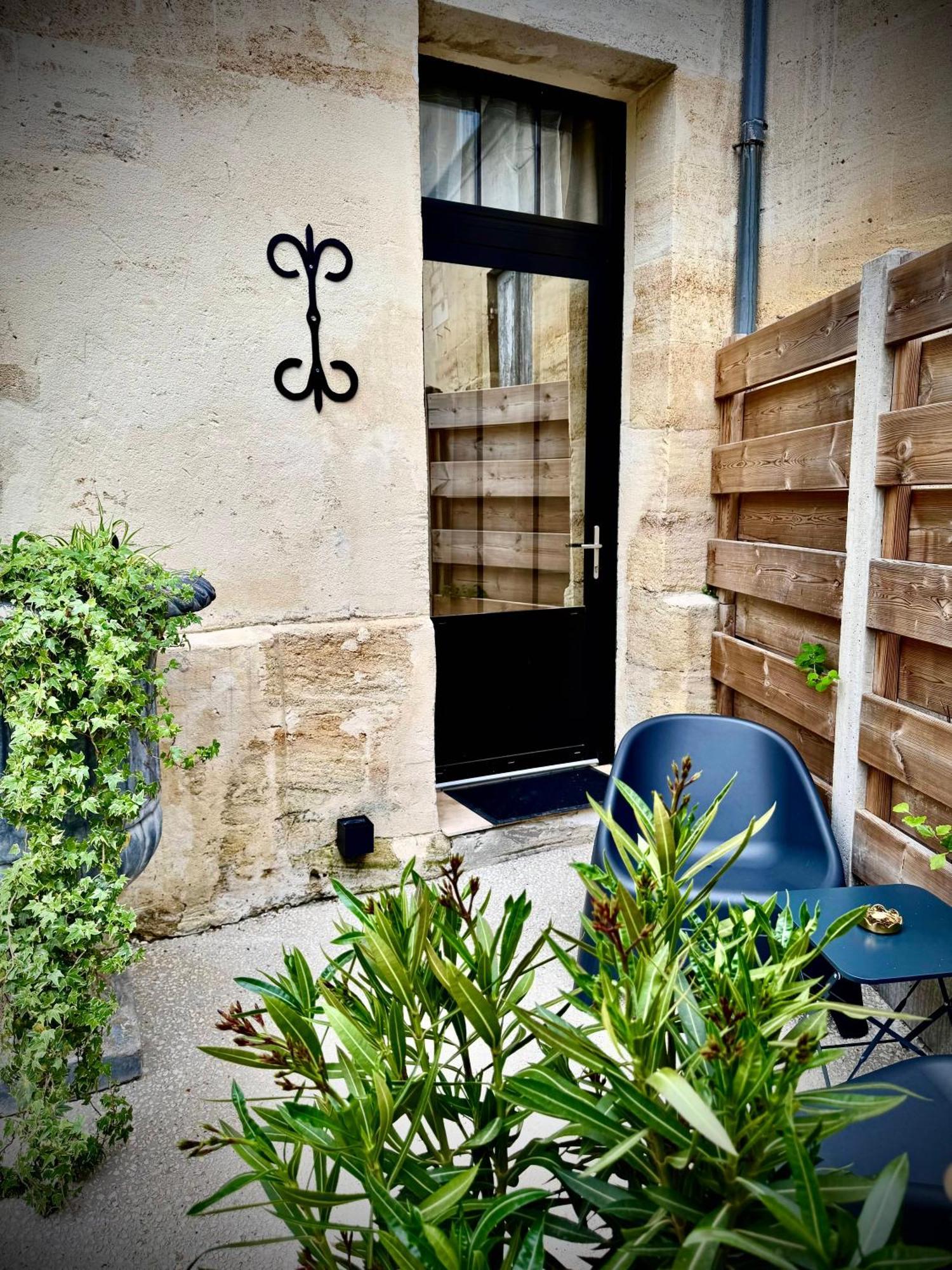 Love Room La Croix De Saint Andre Exterior foto